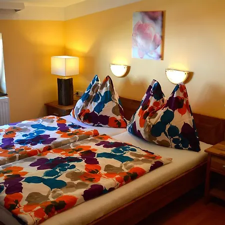 Milan ゲストハウス ツェル アム ゼー